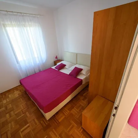 1o Apartment